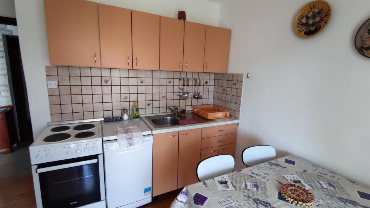 Apartments Tonkovic คอร์นิช ภายนอก รูปภาพ